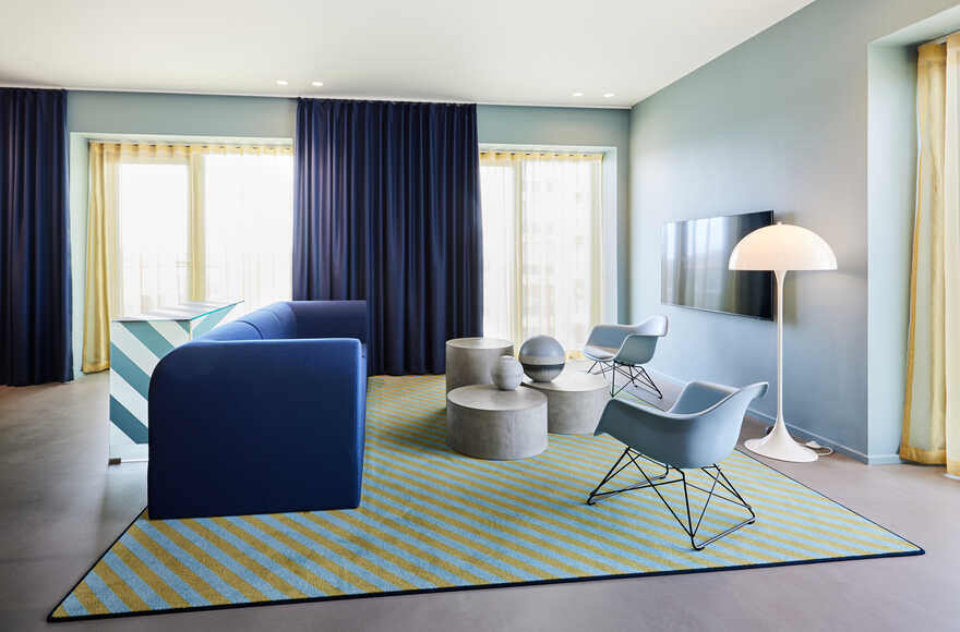 pom_kirk-suites_01