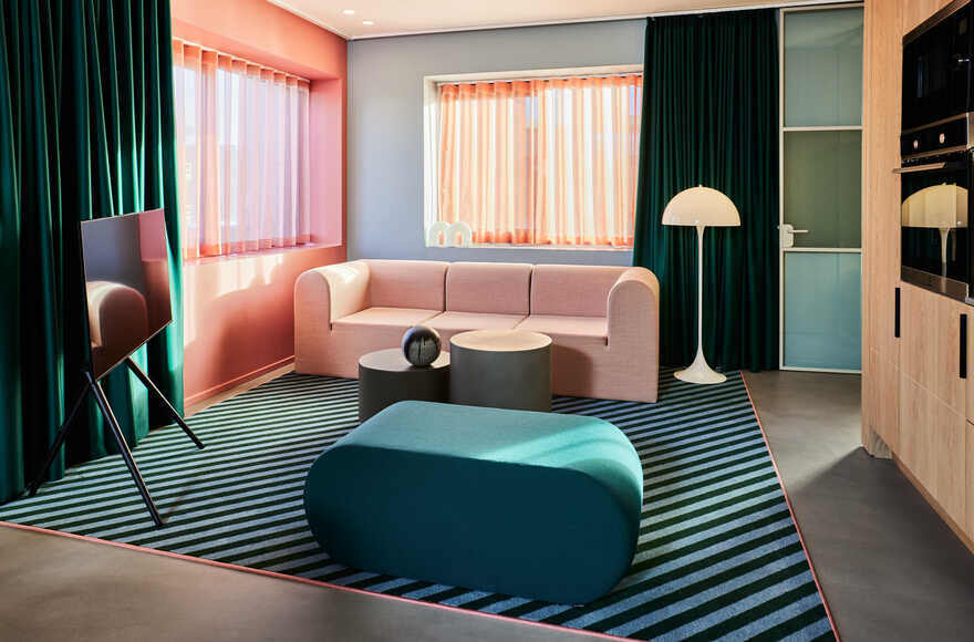 pom_kirk-suites_02